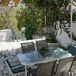 Apartment Petrinο Katochori *