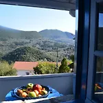 Apartment Petrinο Katochori *