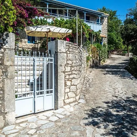 Apartment Petrinο Katochori Katokhorion (Lefkada)