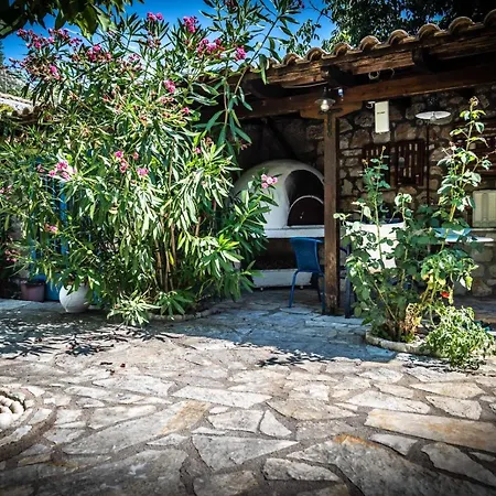 Апартаменты Petrinο Katochori Katokhorion (Lefkada)