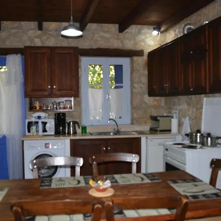 Petrinο Katochori * Katokhorion (Lefkada)