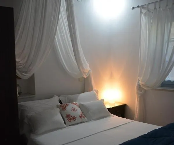 Petrinο Katochori *